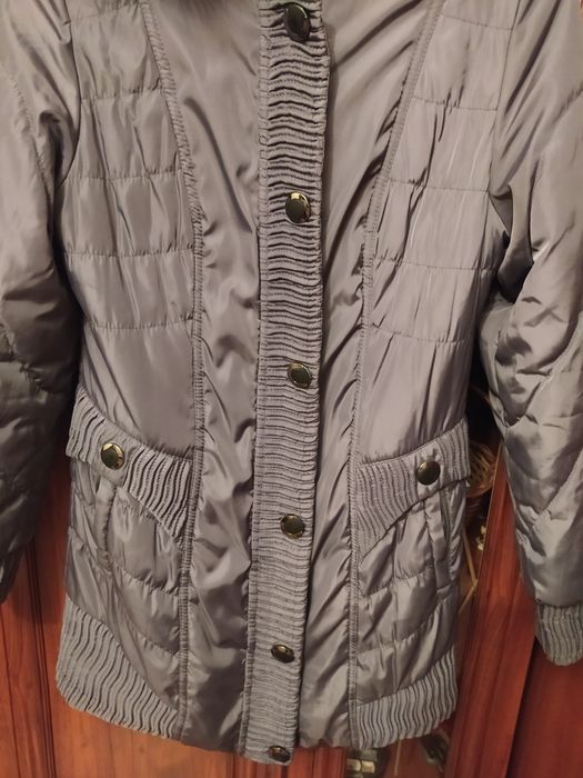 Курточка зимня, гарний стан