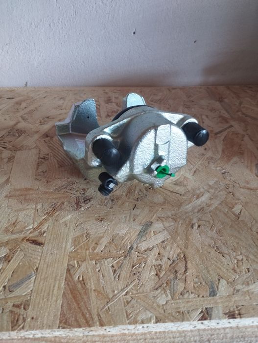 Гальмівний супорт BREMBO