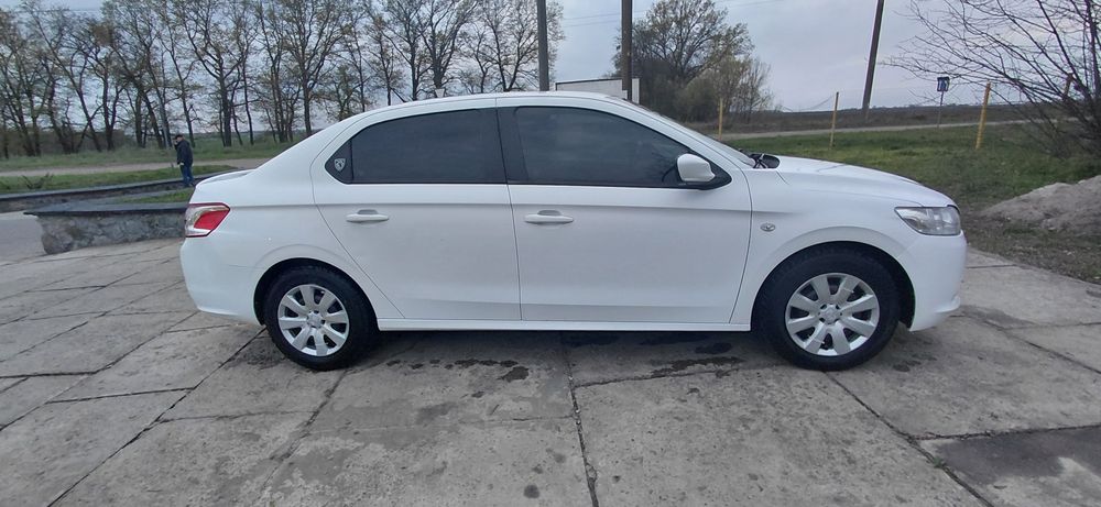 Продам автомобіль,,Peugeot 301 1.2 бензин 2013 рік,,