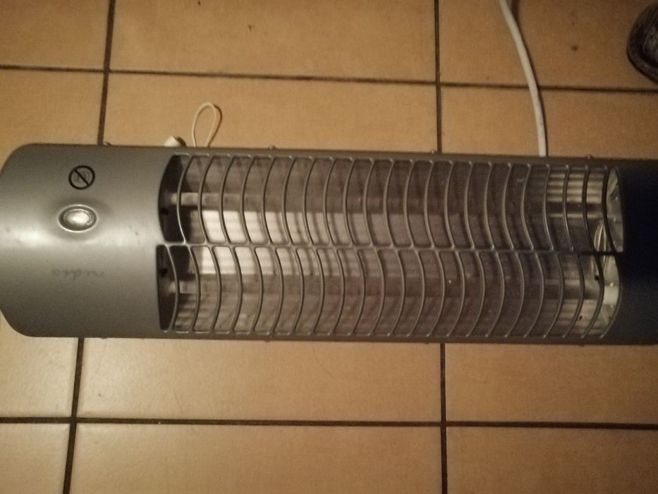 Lampa do ogrzewania pomieszczeń.