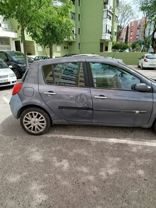 Renault Clio PARA PEÇAS