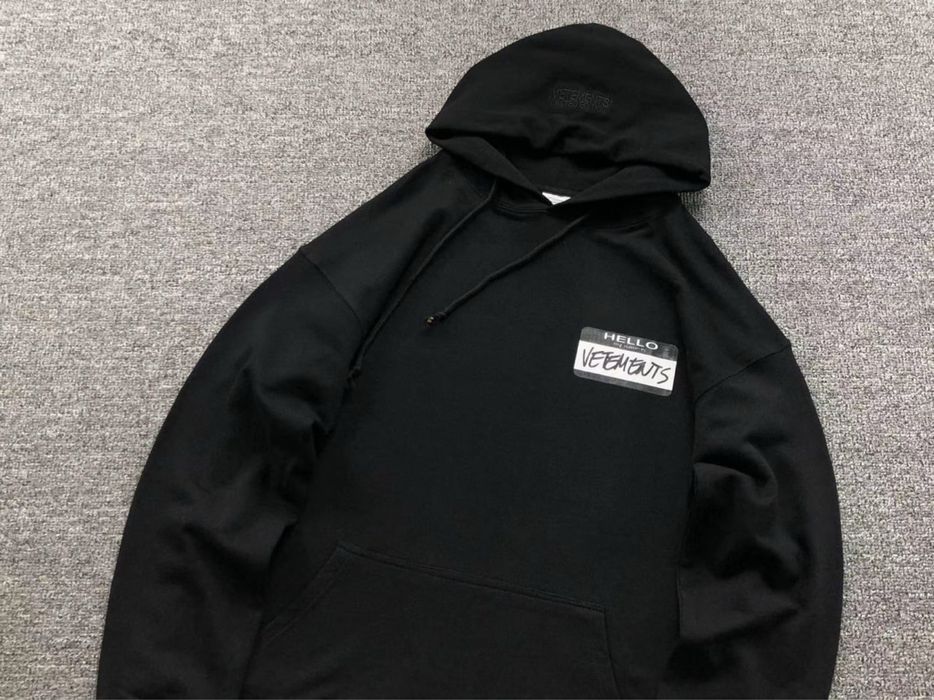 кофта hello Vetements