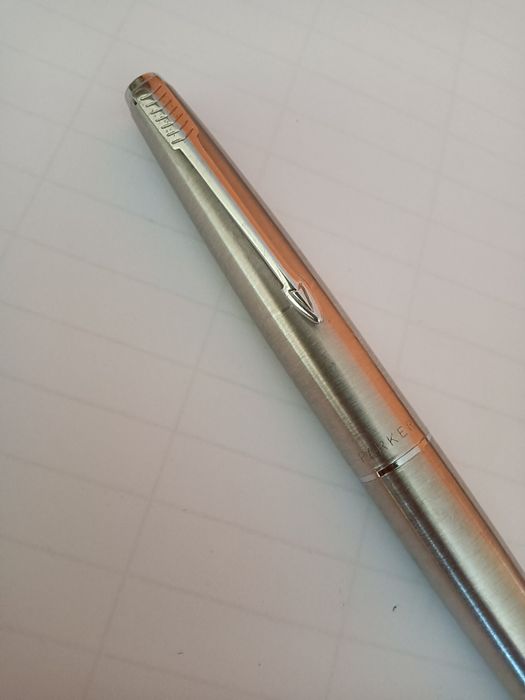 Caneta de aparo Parker 45 em aço
