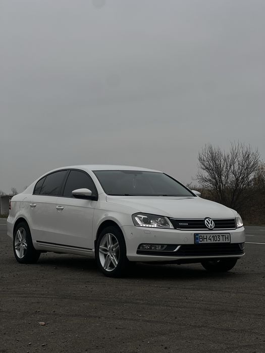 Volkswagen Passat 2012 VIN WVWZZZ3CZDP019743 фото оголошення 4 з 9