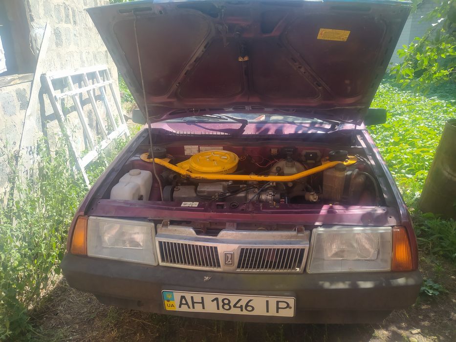 ВАЗ 2199 /1999 газ /бензин
