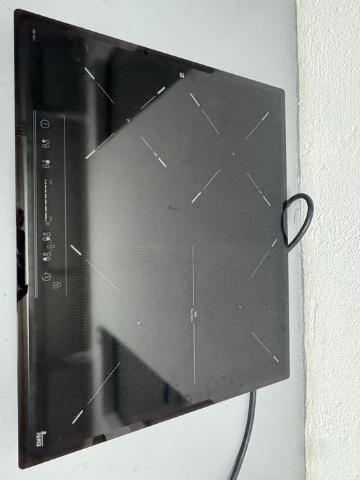 Placa de indução Teka - Avariada.