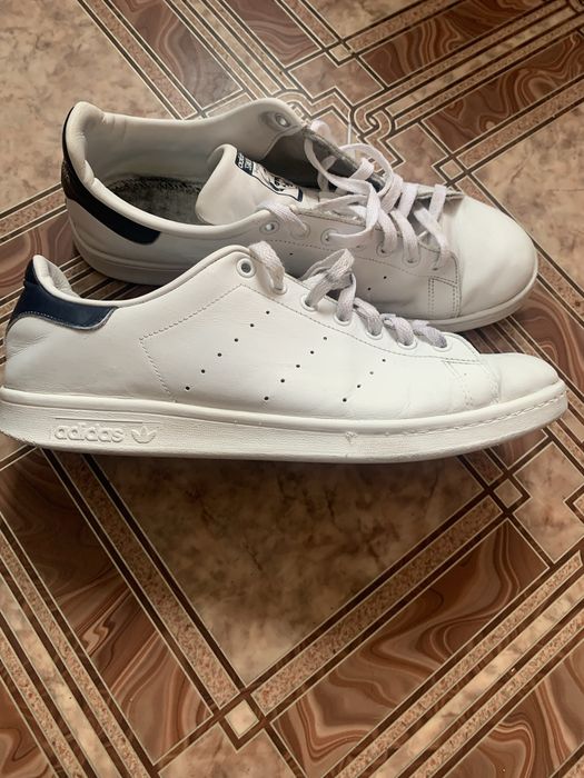 Оригинальные кожанные кроссовки кеды adidas stan smith 47размер