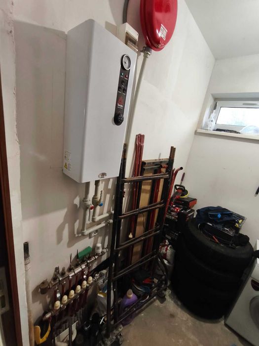 Продам будинок 80.3 кв.м,новобудова,тепла підлога,380 V,10 соток,торг