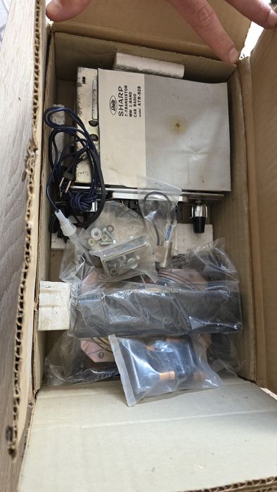 Rádio Sharp para veículos antigos/clássicos