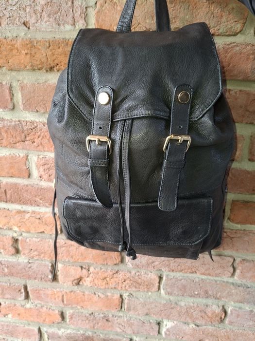 Шкіряний рюкзак RE  DESIGNED
