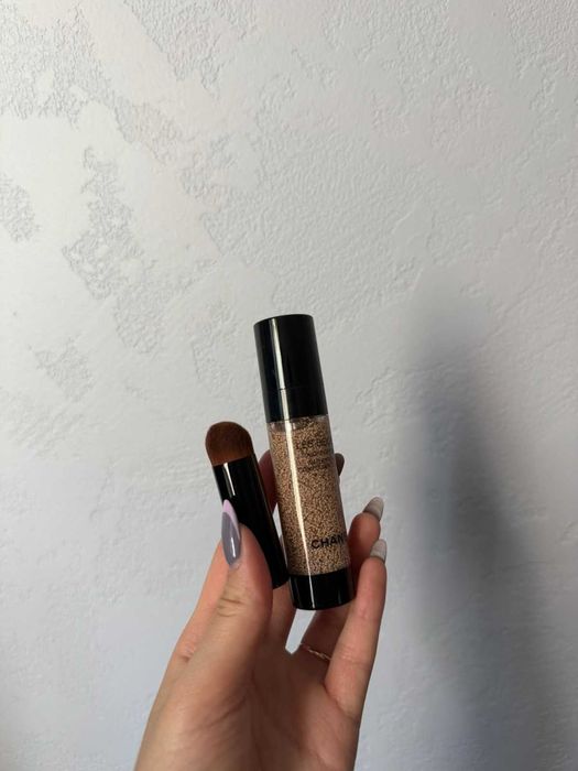 Тональний крем CHANEL Les Beiges B10 20ML