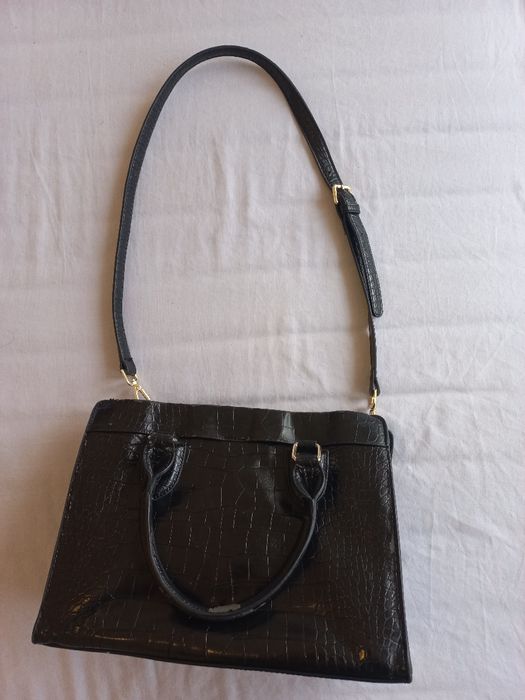 Bolsa Preta de verniz