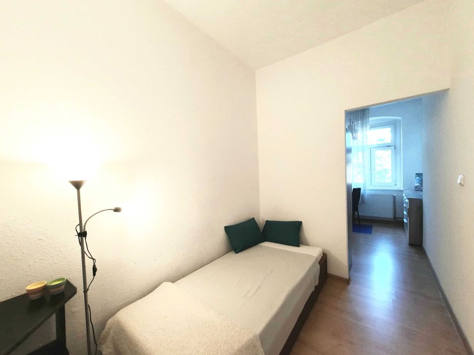 2 niezależne pokoje w centrum, 2000 zł z mediami