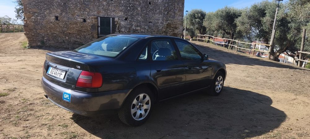 Audi A4 B5 1.6i 100cv GPL — photo 4
