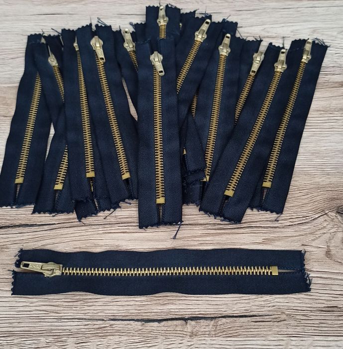 Zamek błyskawiczny, zamek metalowy - 16 sztuk - granatowy