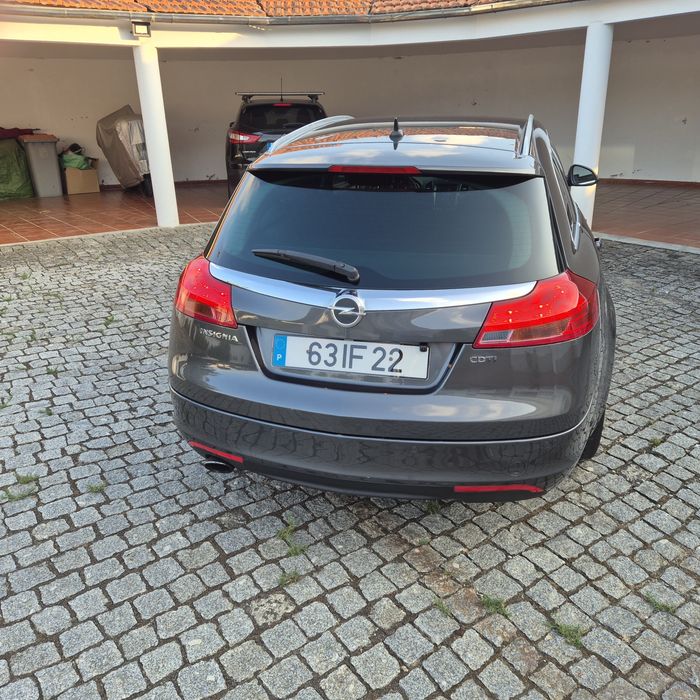 Opel Insignia Sports Tourer — fotografia 3