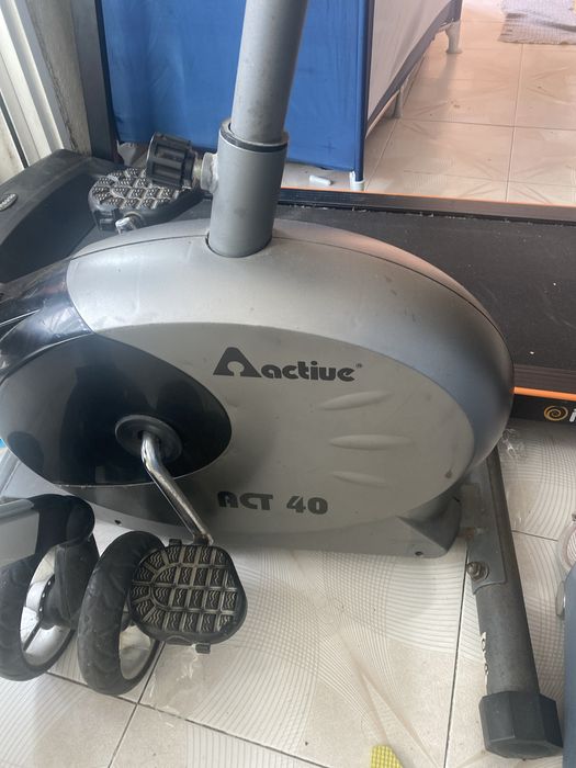 Passadeira eletrica ergometrica e bicicleta ergometrica