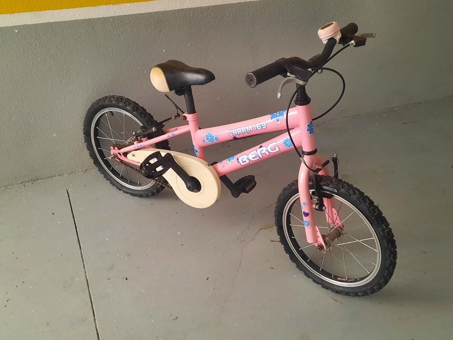 Bicicleta cor de rosa -- roda 16