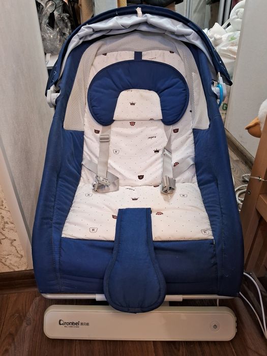 Продам заколисувальний центр.