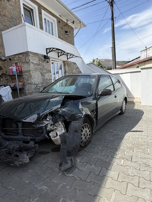 Honda Civic vi 1.4 IS