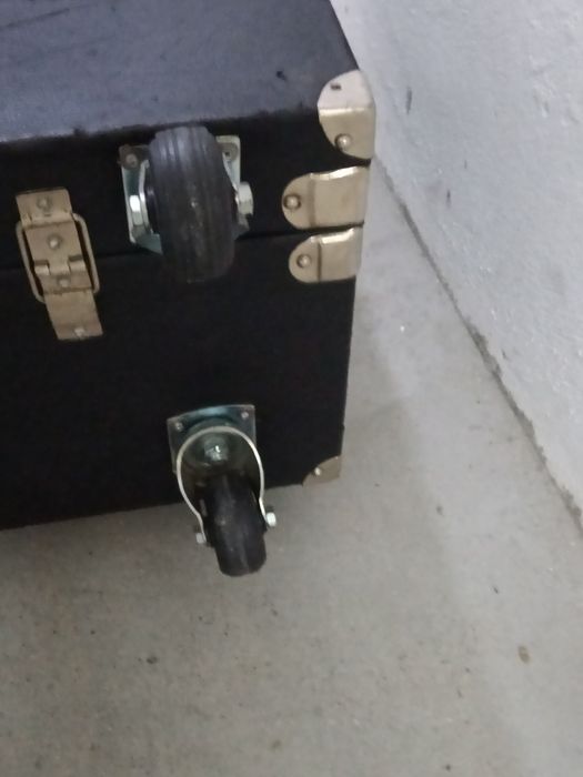 Mala/caixa trólei 77cmx47cmx26cm