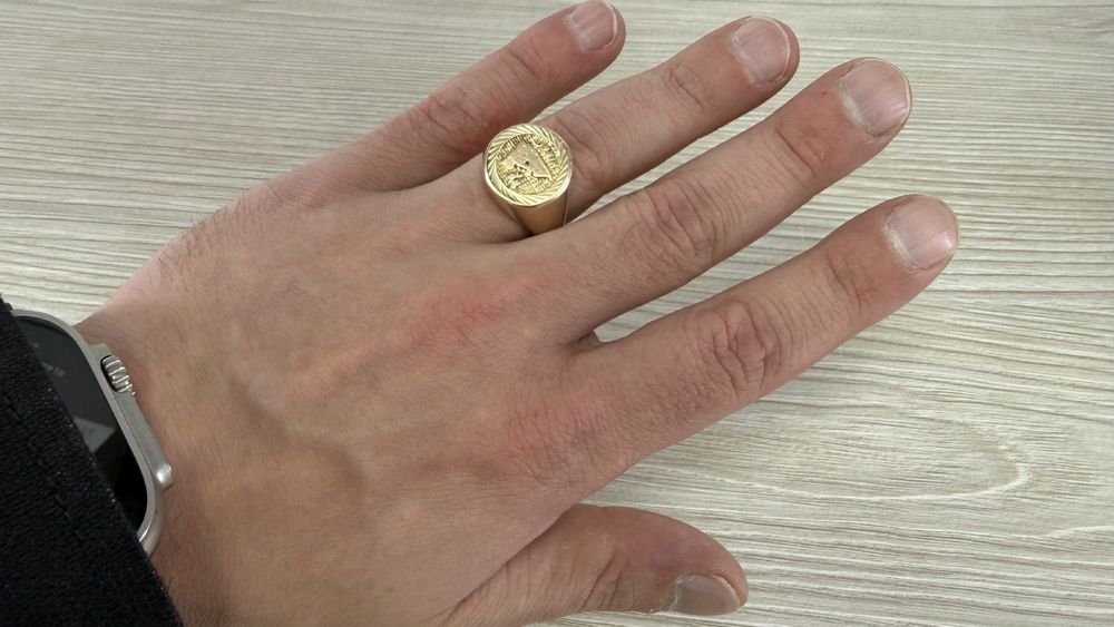 Złoty pierścionek sygnet pr. 585 waga 6,26g r. 23 używany