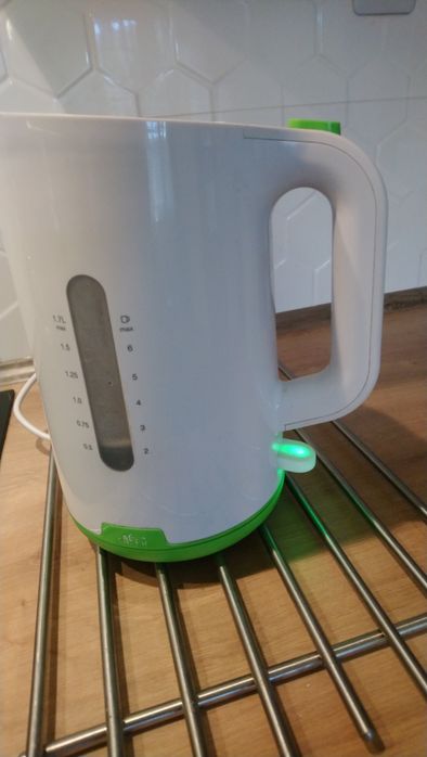 Czajnik elektryczny BRAUN WK 101 AI.