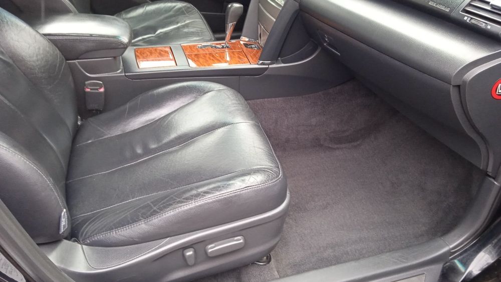 Продам Toyota Camry 40