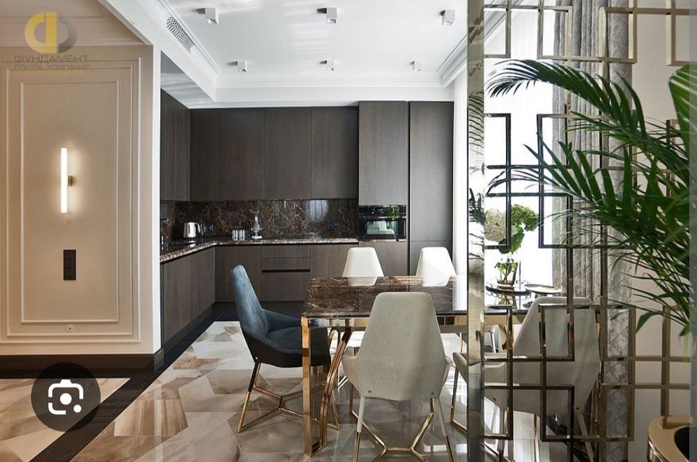 Днепровский, Центр. 2, 3 этажи. Разные варианты.