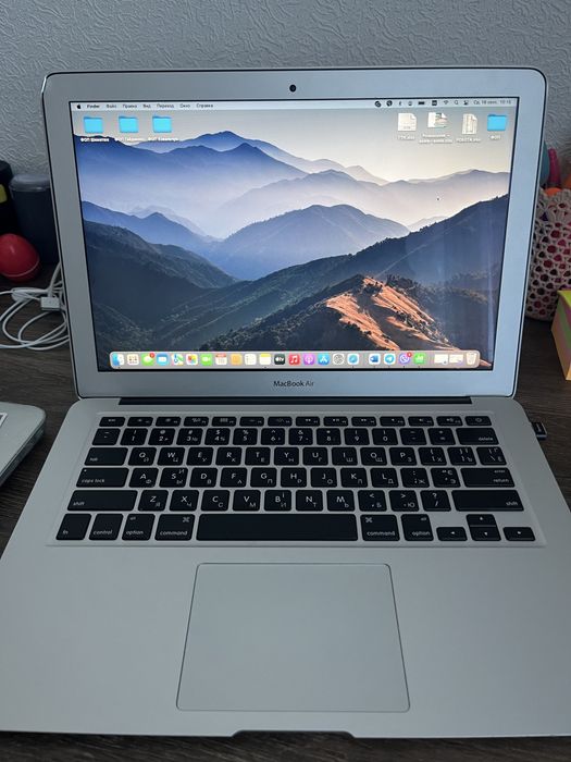 MacBook Air 13 дюймів 2017 Гарний стан