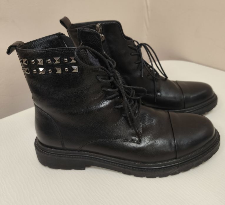 Продам шикарні кожані зимові черевики Anemone