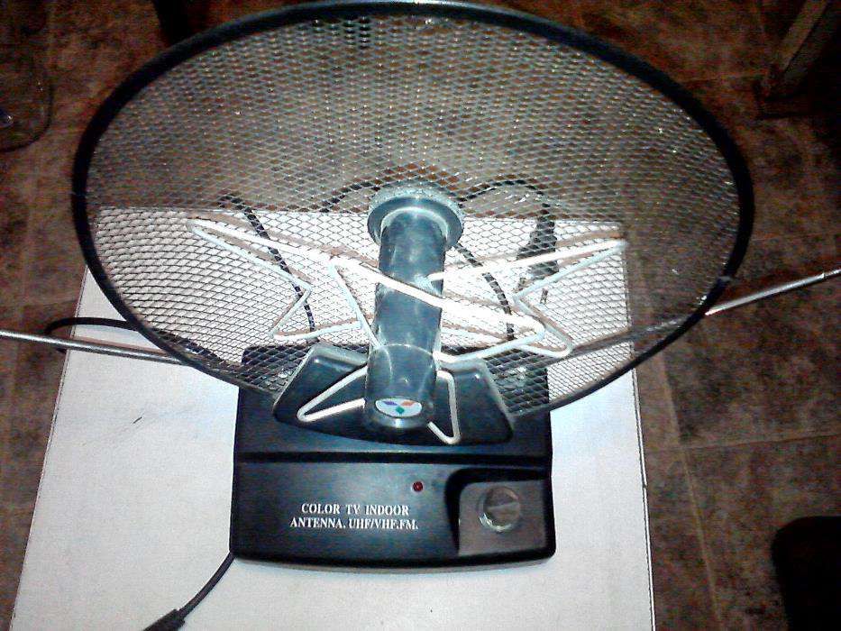 Антенна польська з підсилювачем