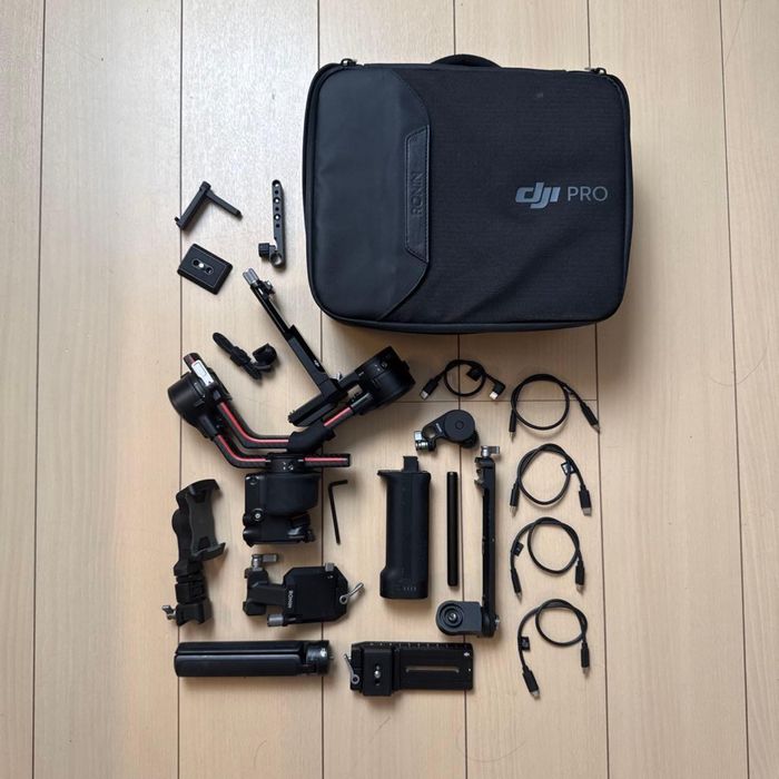 Dji rs 2 pro combo