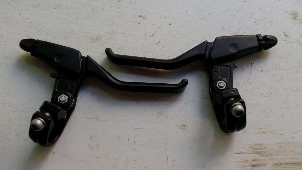 Manetes para bicicleta novas resistentes