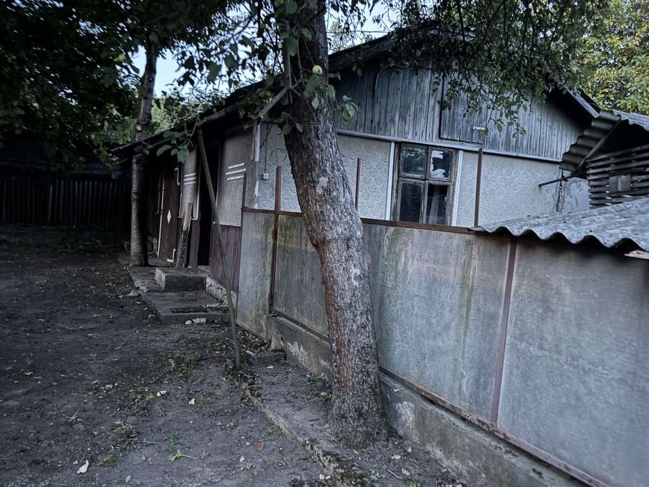 Продам будинок в Мельниці подільській з великою земельною ділянкою