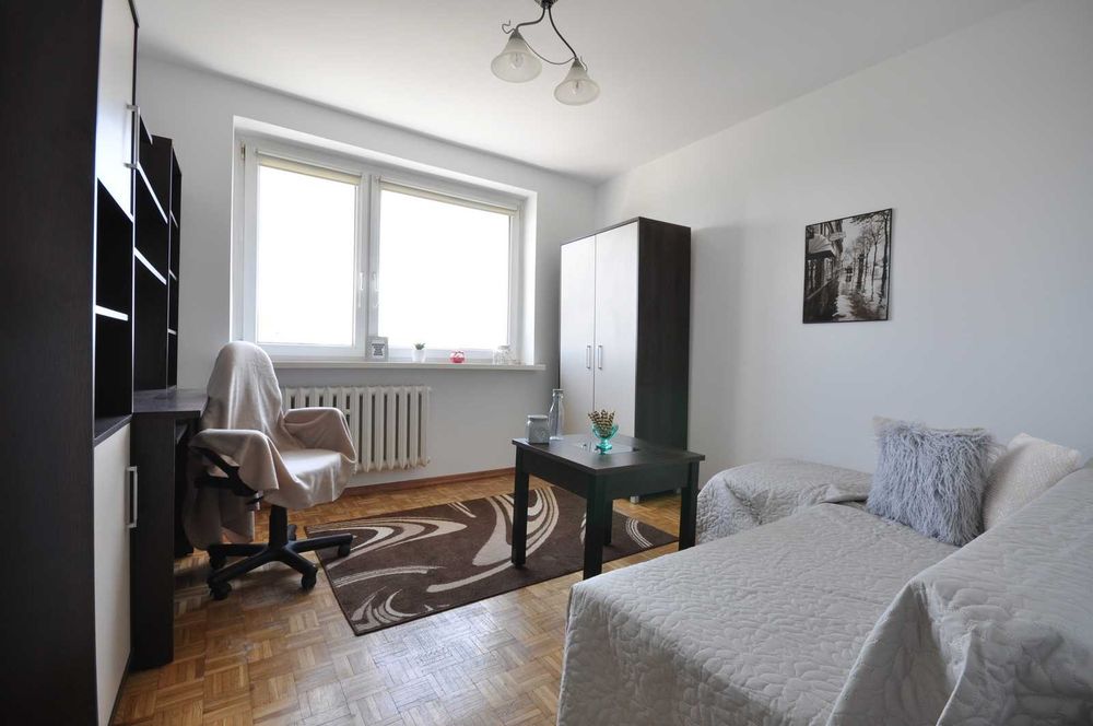2 oddzielne pokoje | balkon z widokiem z 15. piętra | od 01.07.