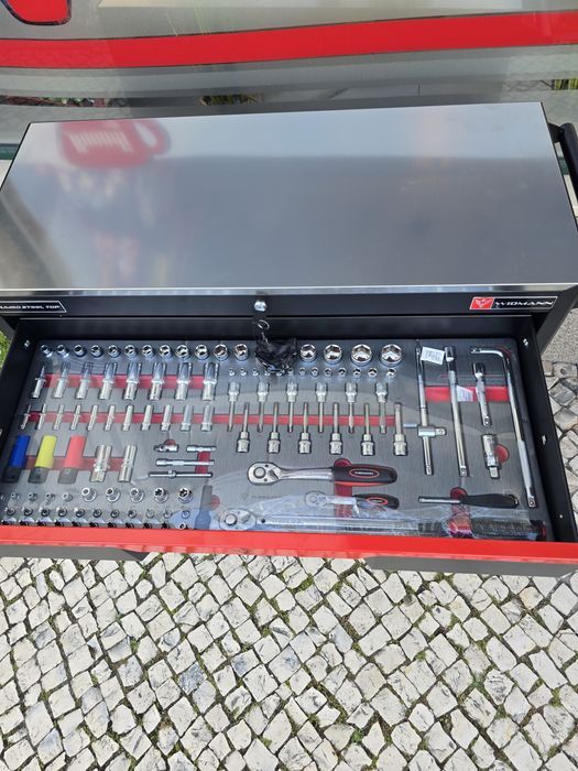 Carrinho de ferramenta de 11 gavetas completas novo