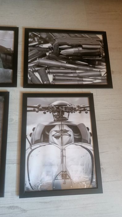 Komplet plakatów czarno białych