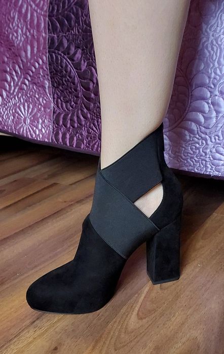 Ботильоны (ботильйони) туфли ботиночки полусапожки  замша Vitto Rossi