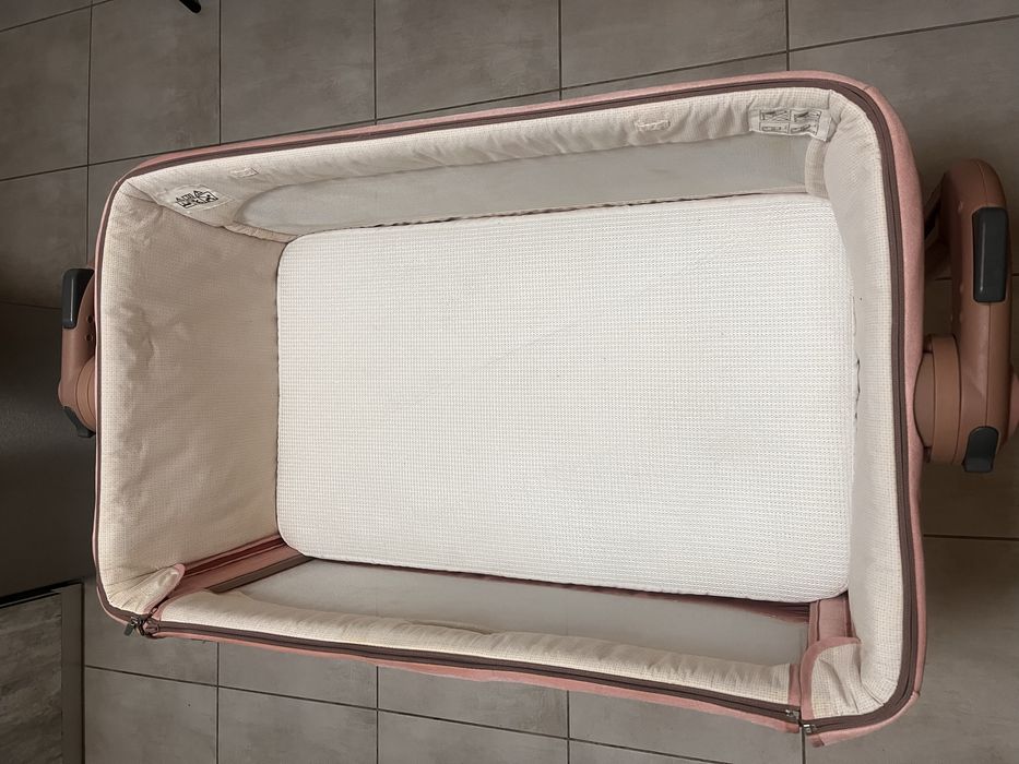 Приставне ліжечко Chicco Next2Me Magic Pink