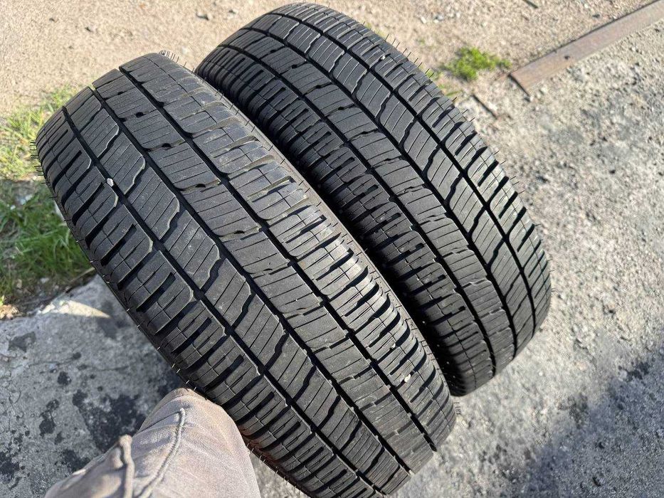 Шини літо  215/70/R15C Kleber Transpro 4S
