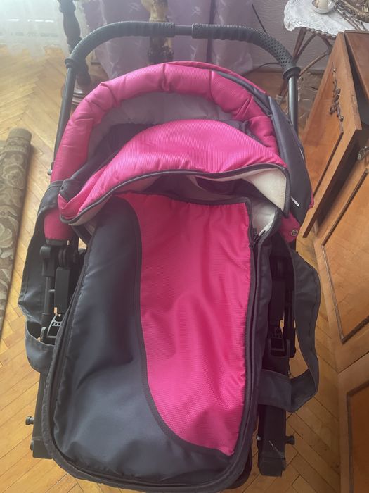 Продам дитячу каляску нову