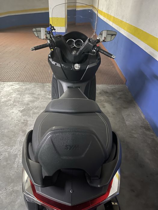 Sym 300gts de garagem