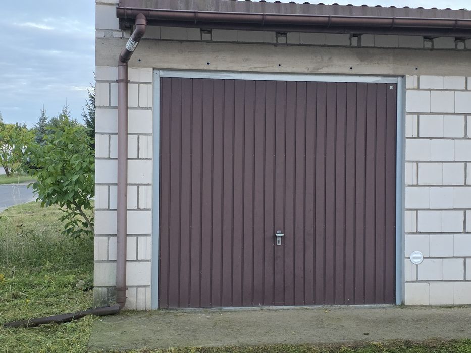 Wynajmę garaż przy ulicy Dębowej 18m2