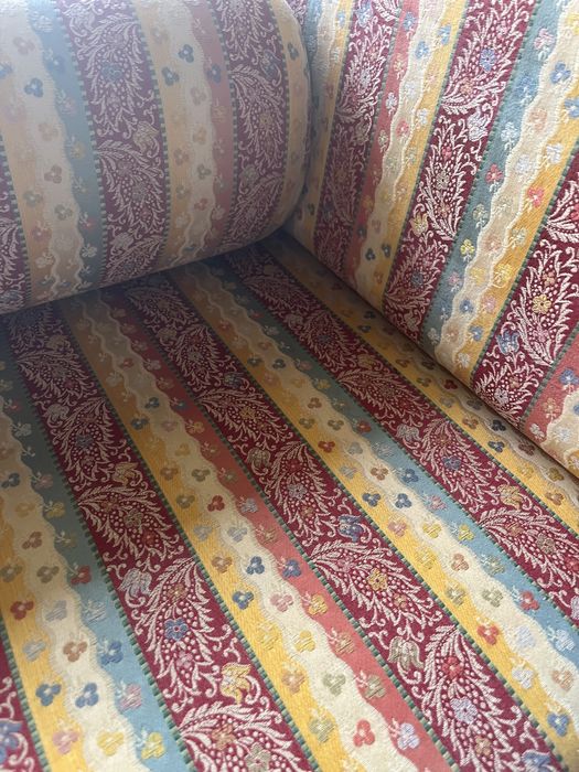 Sofa vintage em ferro