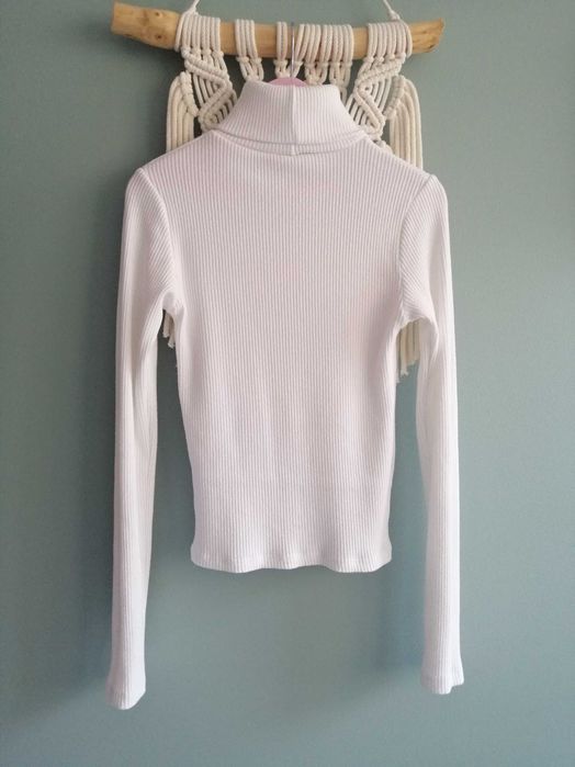 Dopasowany biały golf firmy FB Sister  XS