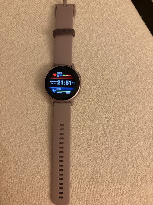 Sprzedam zegarek garmin vivoactiv 5- jak nowy, kupiony 1msc temu.