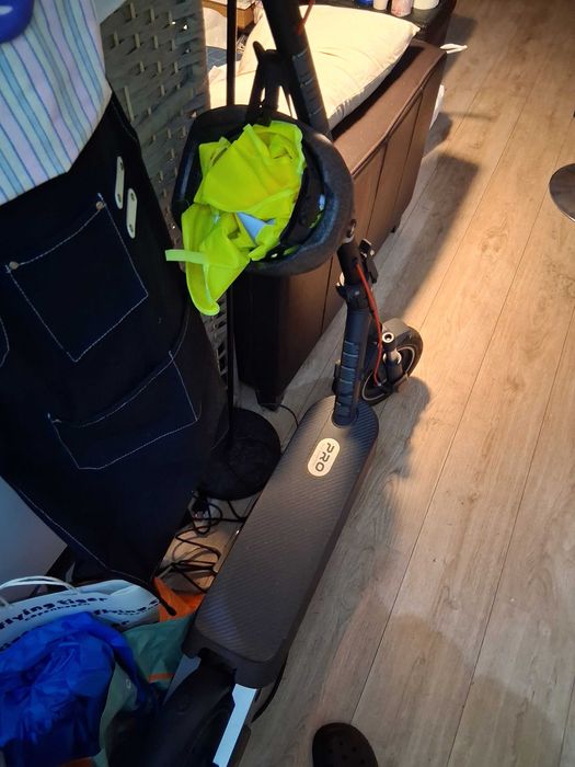 Vendo Scooter Xiaomi pro 5 nova