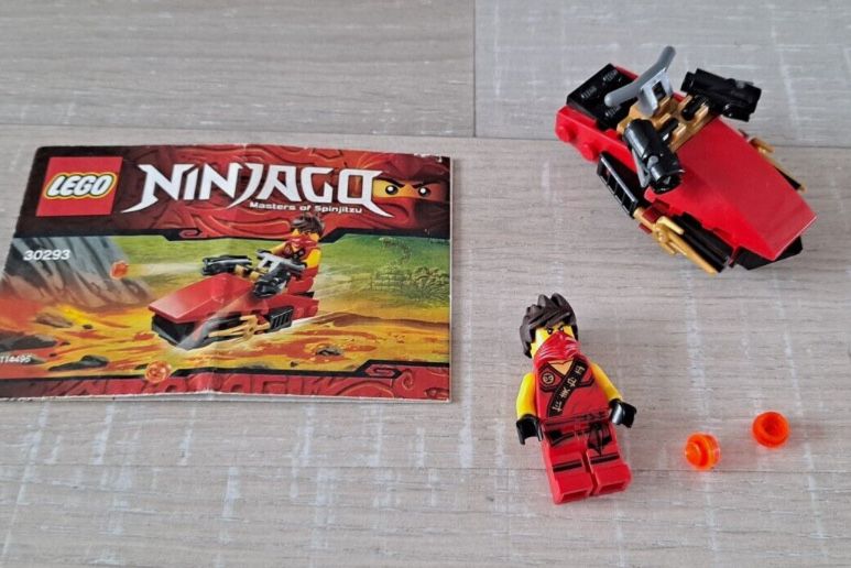 Продам lego 30293