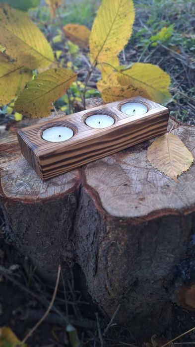 Підсвічники з дерева